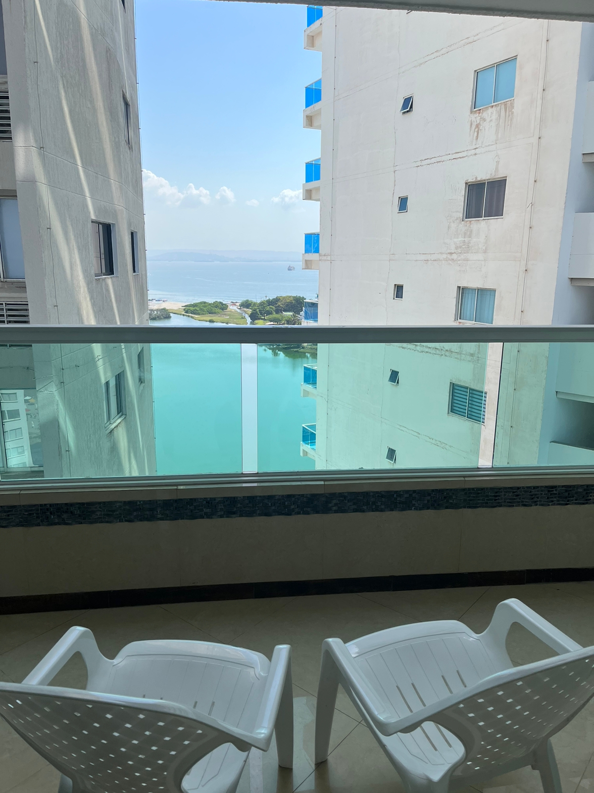 Apartamento 16-1C balcón